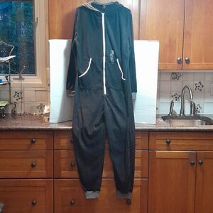 Bottoms Out "Hoodie Union Suit" with "Kangaroo Pouch"...New with Tag